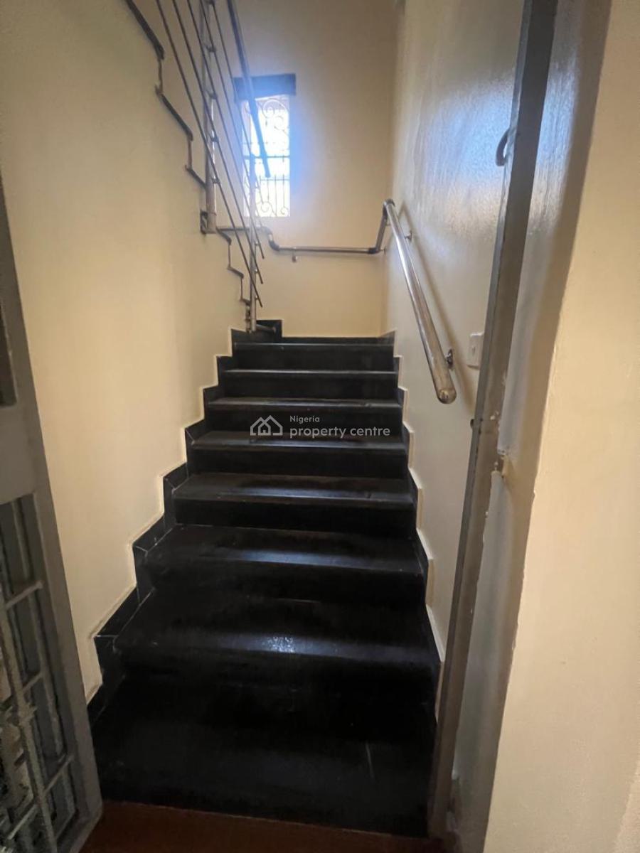 Well Maintained 5 Bedroom Semi Detached House with a Room Bq, Victory Park, Osapa, Lekki, Lagos, Semi-detached Duplex for Rent