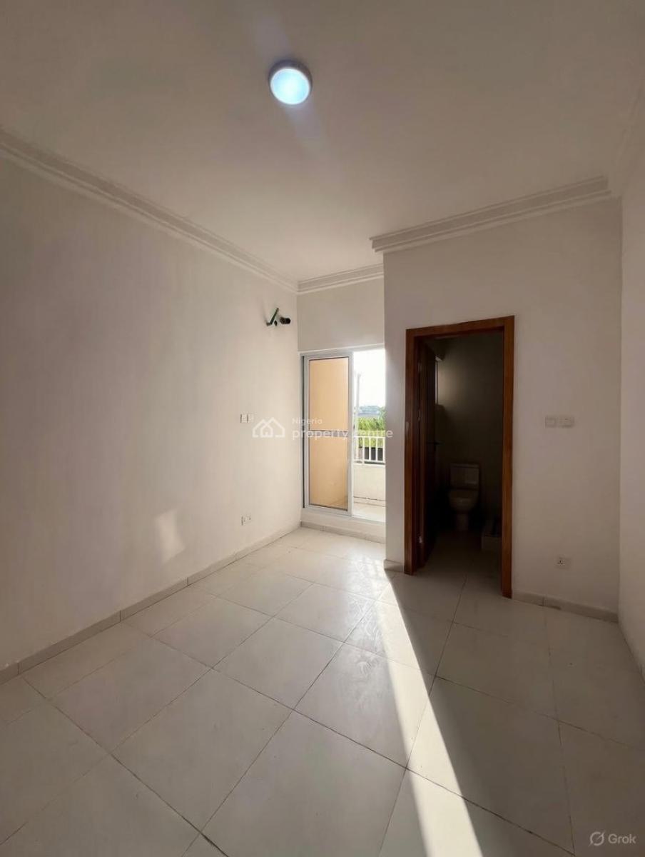 Luxury 3 Bedroom Apartment, Osapa, Lekki, Lagos, Block of Flats for Sale