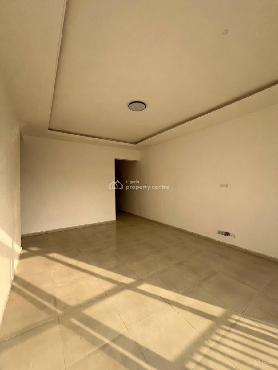 Luxury 2 Bedroom Apartment, Osapa, Lekki, Lagos, Block of Flats for Sale