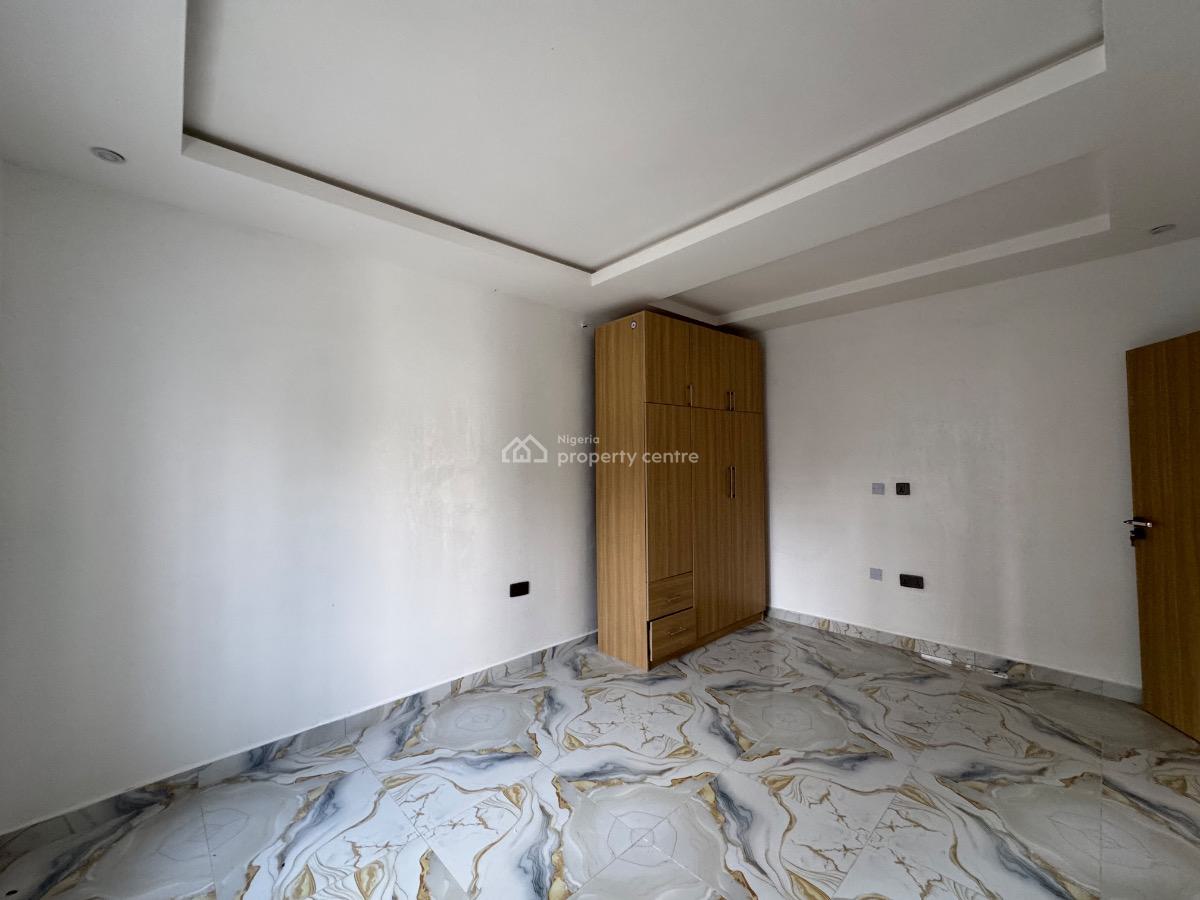 2 Bedroom Apartment, New Road, Lekki Phase 2, Lekki, Lagos, Flat / Apartment for Sale