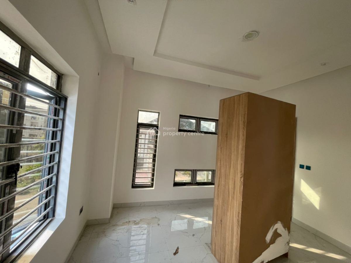 2-bedroom Apartment, Lekki Scheme 2 Estate, Ogombo, Ajah, Lagos, Flat / Apartment for Sale