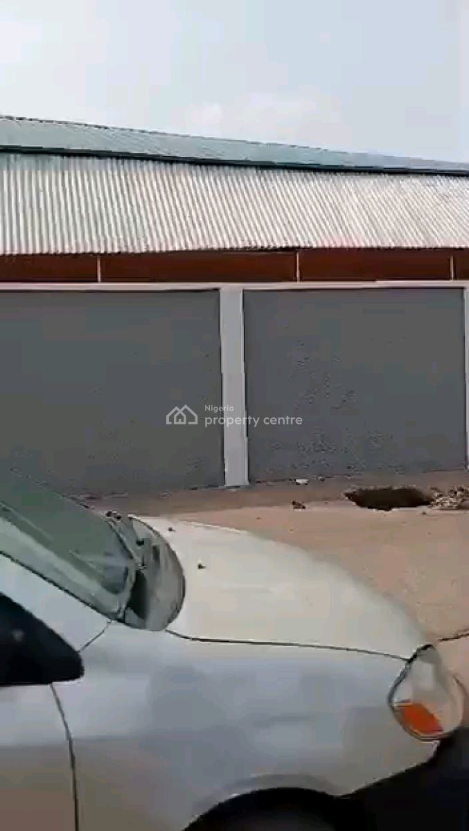 a Plot of Solid Tableland, Karonwi Street, Oduduwa Road, Itire-ikate, Surulere, Lagos, Mixed-use Land for Sale