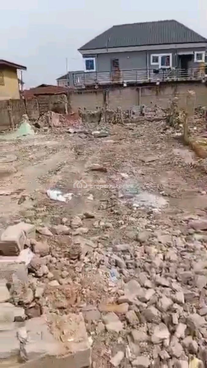 a Plot of Solid Tableland, Karonwi Street, Oduduwa Road, Itire-ikate, Surulere, Lagos, Mixed-use Land for Sale