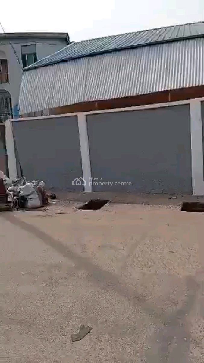 a Plot of Solid Table Land, Karonwi Street, Oduduwa Road, Itire-ikate, Surulere, Lagos, Mixed-use Land for Sale