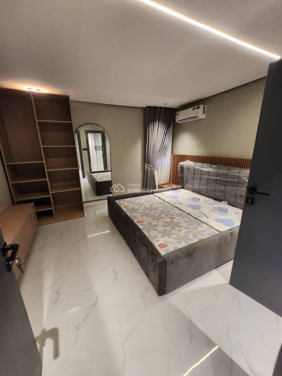 Serviced Block of Flats in a Serene Environment, Dideolu Estate, Victoria Island (vi), Lagos, Flat / Apartment for Rent