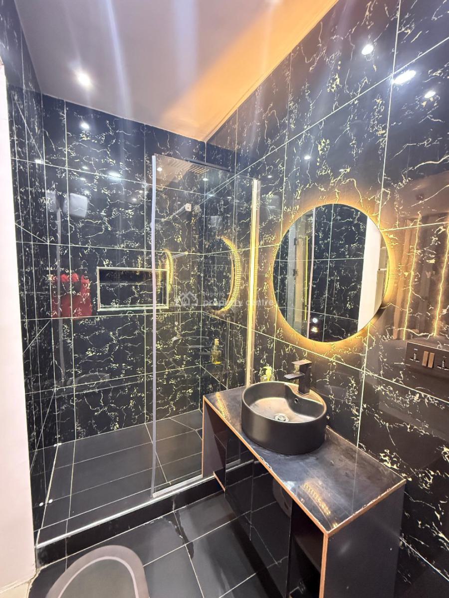 Luxury One Bedroom Waterfront with Swimming Pool, Gym and Cinema, Admiralty Road, Lekki Phase 1, Lekki, Lagos, Flat / Apartment Short Let