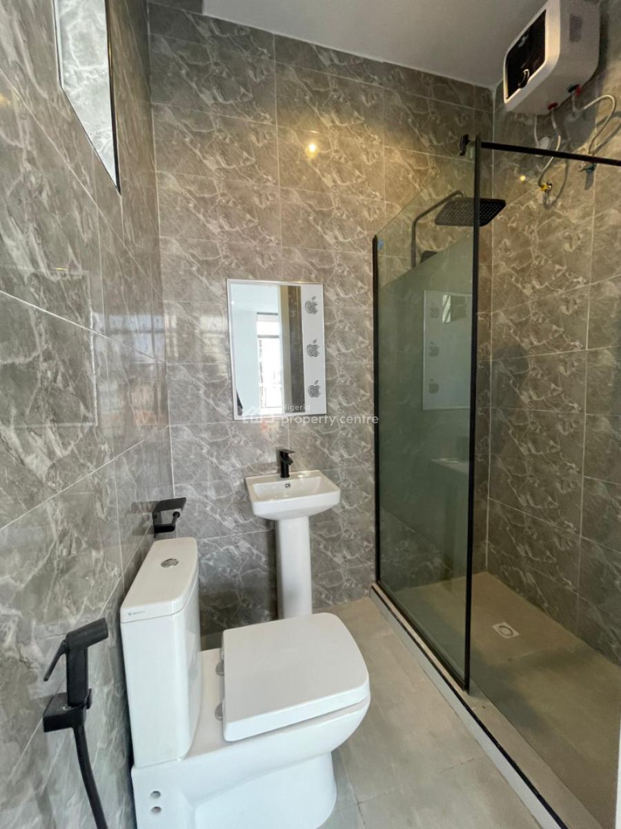 2 Bedroom Apartment, Ologolo, Lekki, Lagos, Flat / Apartment for Sale