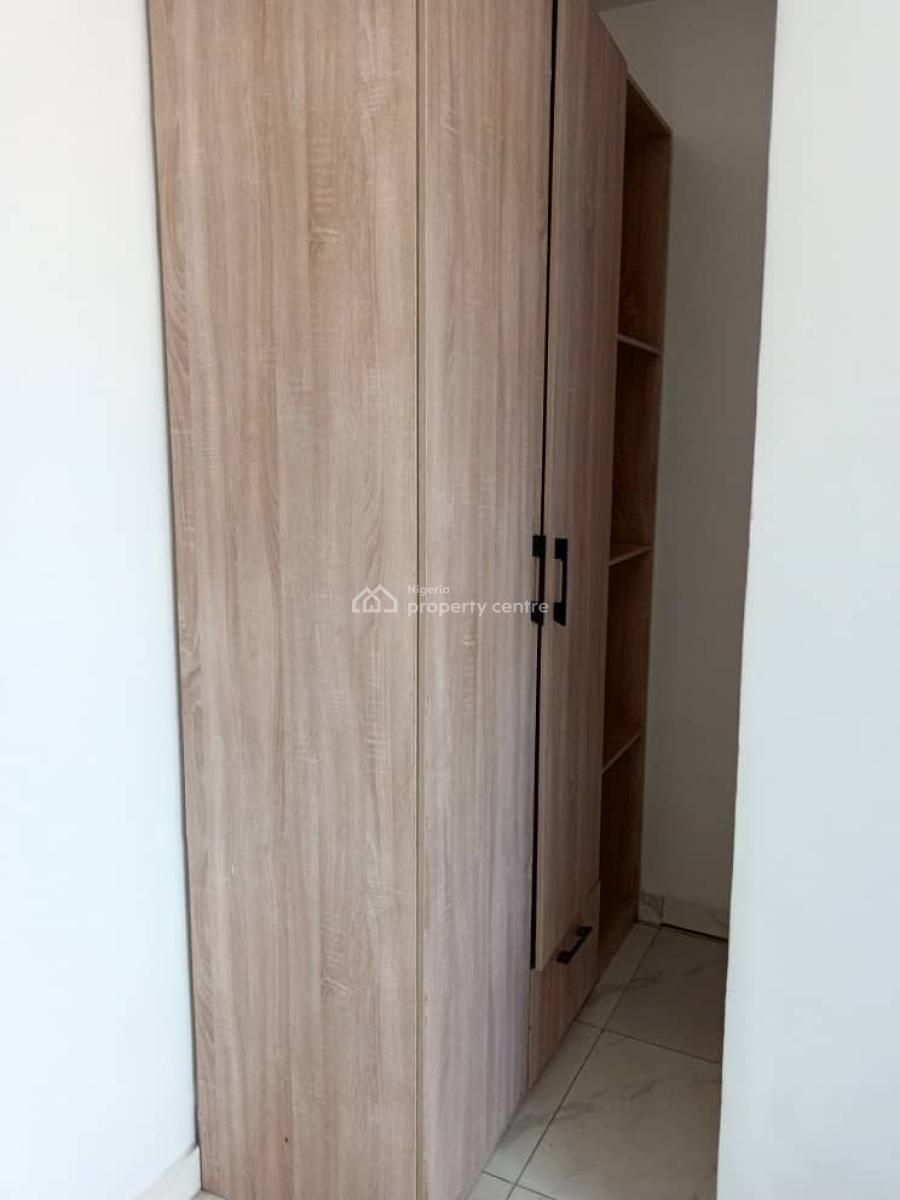 Fully Serviced 2 Bedroom Flat on Up in a Fully Serviced Building, Ikate, Lekki, Lagos, Flat / Apartment for Rent