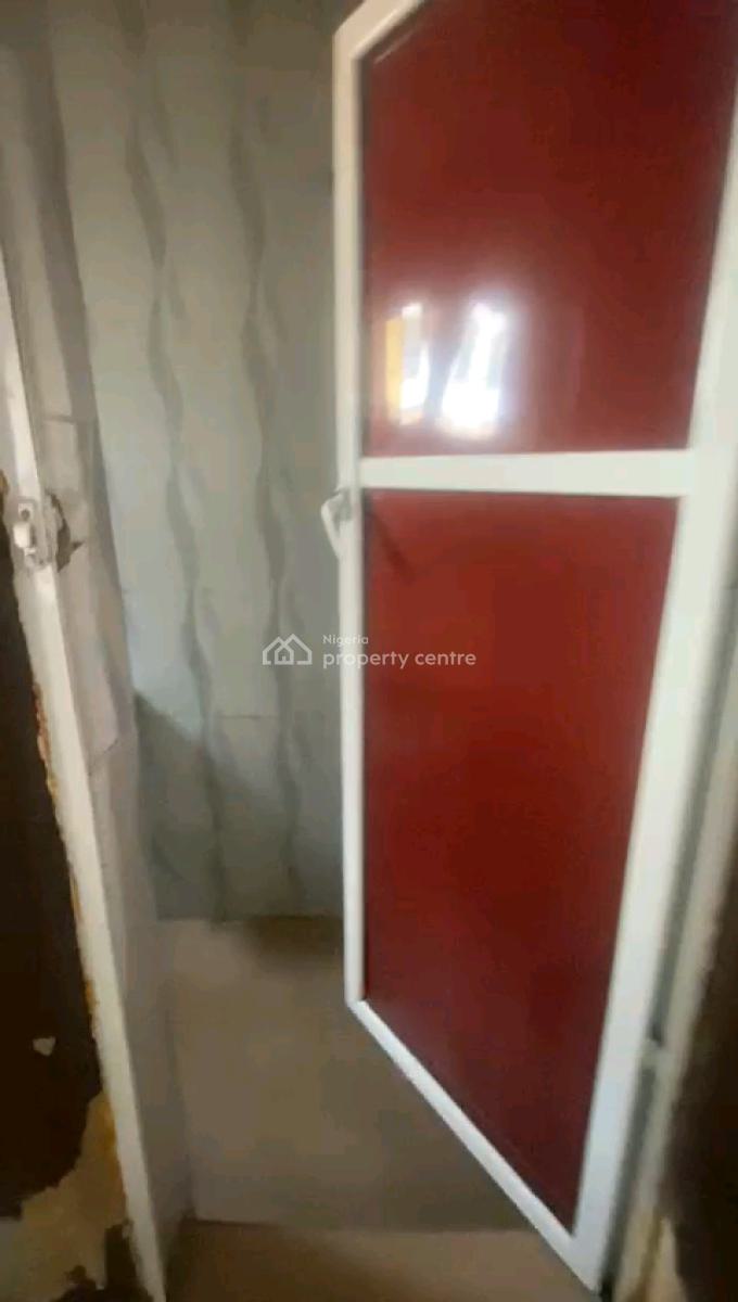 Newly Renovated Spacious Mini Bungalow with 1t1b, Aran Orin Street, Ifako, Gbagada, Lagos, Detached Bungalow for Rent