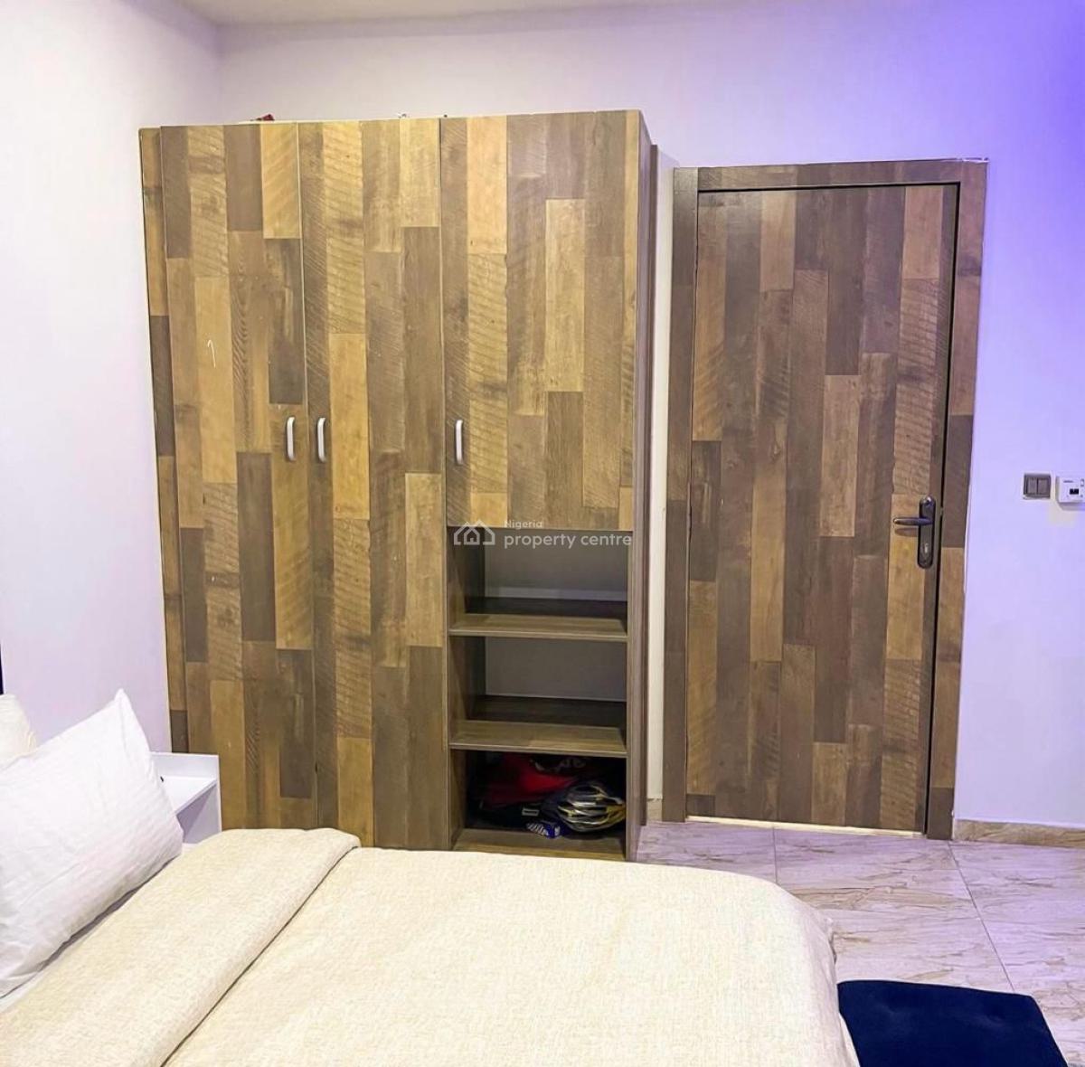 Furnished Room, Orchid, Royal Pine Estate, Lekki Phase 2, Lekki, Lagos, Flat / Apartment for Rent