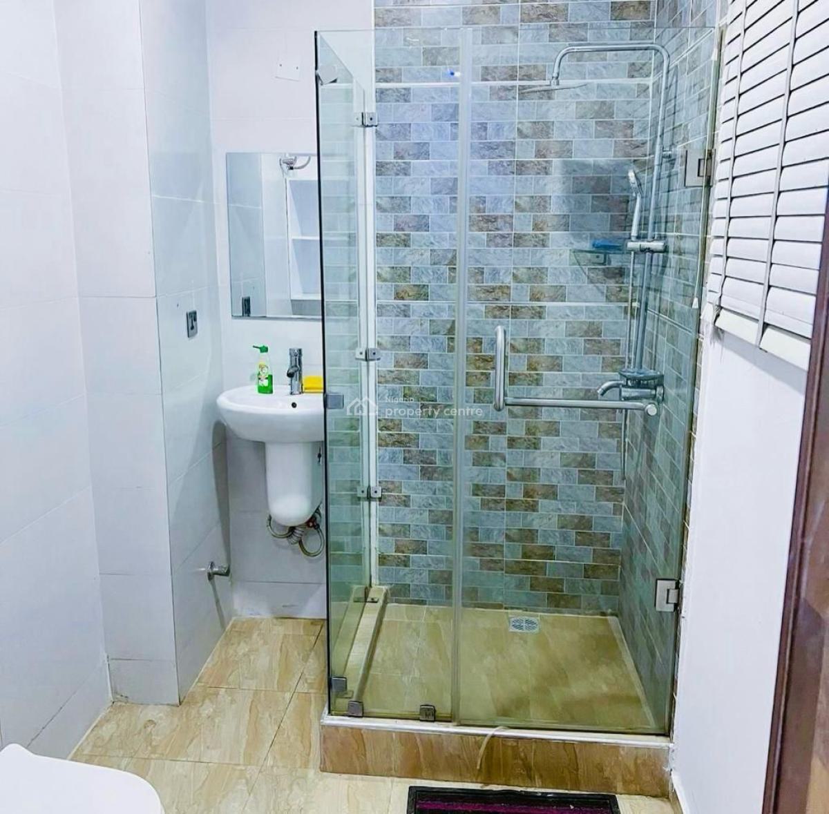 Furnished Room, Orchid, Royal Pine Estate, Lekki Phase 2, Lekki, Lagos, Flat / Apartment for Rent