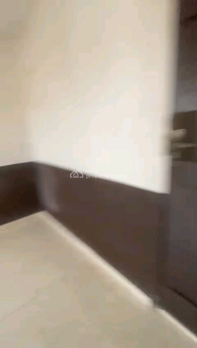 Newly Renovated Spacious Mini Bungalow, Aran Orin Street, Ifako, Gbagada, Lagos, Detached Bungalow for Rent