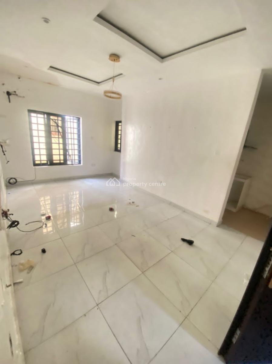 Lovely 2 Bedroom Apartments Up for Instant View., Ologolo, Lekki, Lagos, Flat / Apartment for Rent