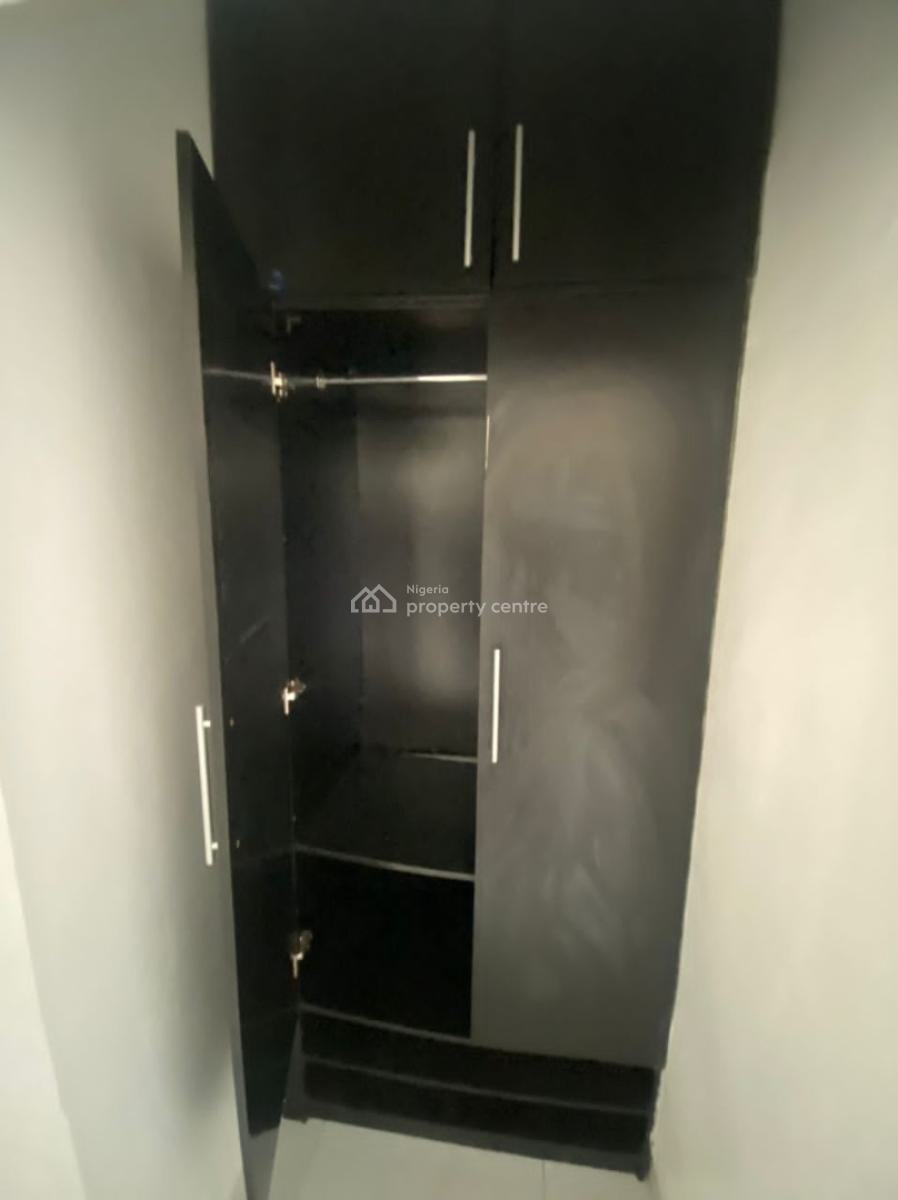 Lovely 2 Bedroom Apartments Up for Instant View., Ologolo, Lekki, Lagos, Flat / Apartment for Rent