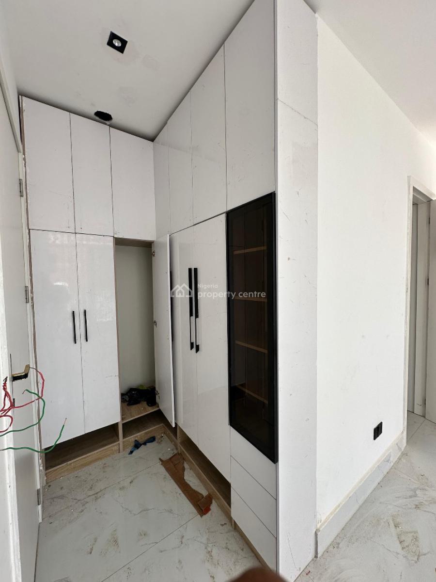 Extremely Luxury 2-bedroom Apartment with an Elevator and Gym Area, Lekki Phase 1, Lekki, Lagos, House for Sale