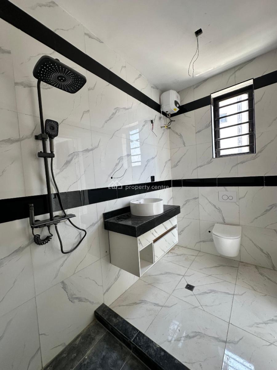 Extremely Luxury 2-bedroom Apartment with an Elevator and Gym Area, Lekki Phase 1, Lekki, Lagos, House for Sale