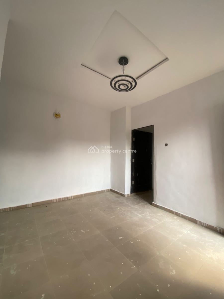 an Executive One Bedroom Flat, Peace Land Estate, Off Abraham Adesanya, Ogombo, Ajah, Lagos, Flat / Apartment for Rent