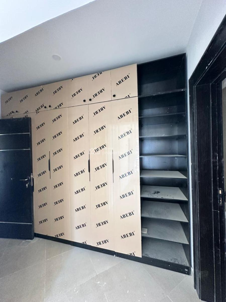 Beautifully Designed 4 Bedroom Apartment with a Study Room and Bq, Lekki Phase 1, Lekki, Lagos, House for Sale