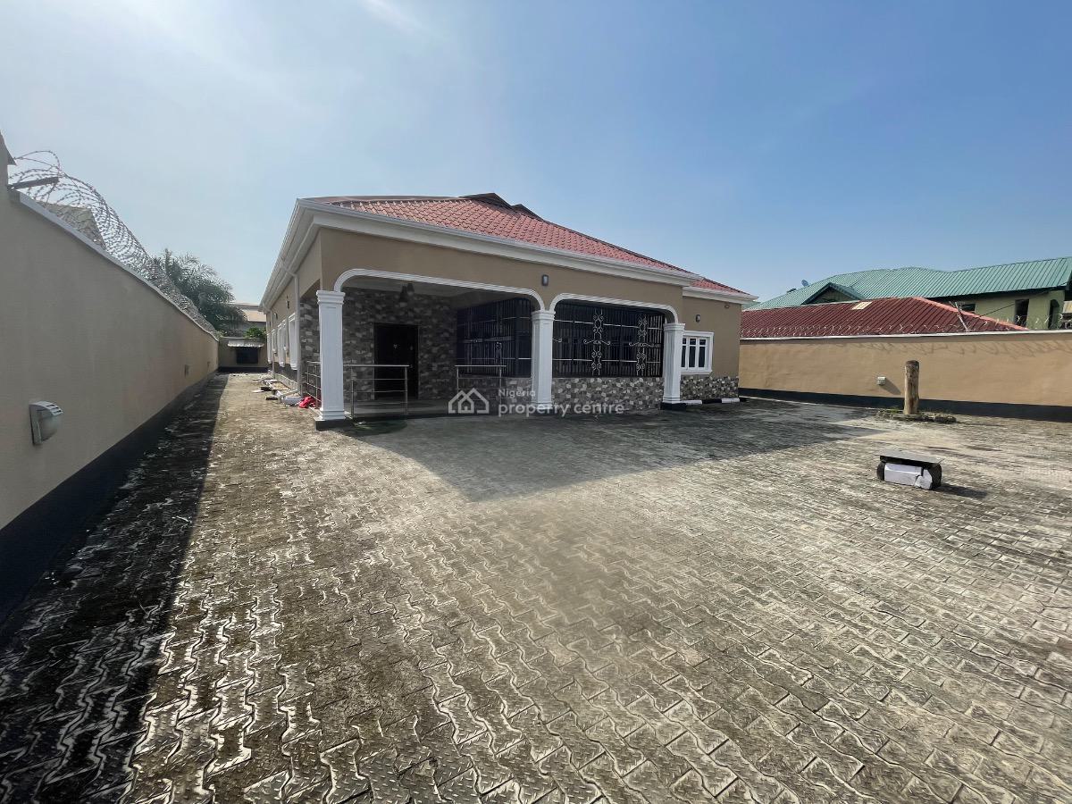 Fully Detached 4 Bedroom Bungalow with Bq and Security House, Elemoro Palace, Bogije, Ibeju Lekki, Lagos, Detached Bungalow for Rent