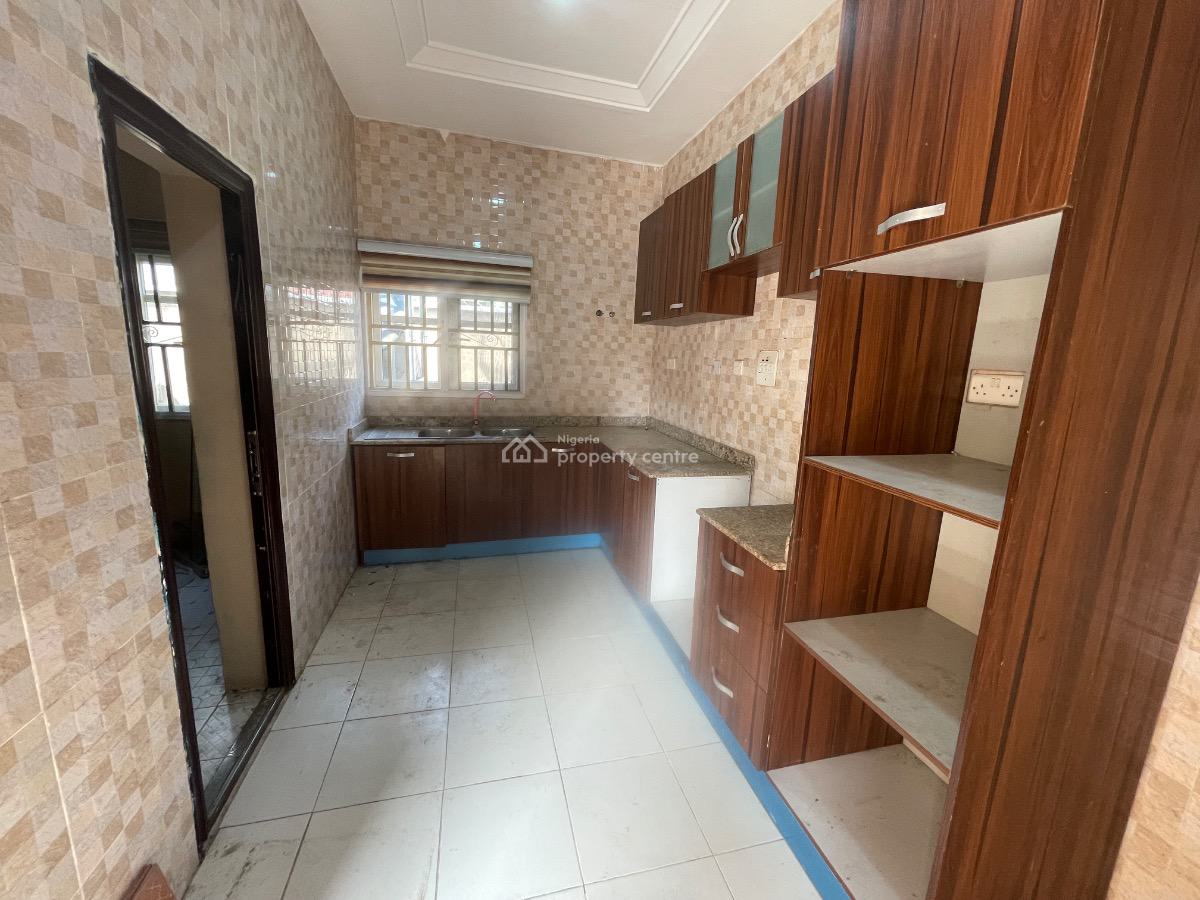 Fully Detached 4 Bedroom Bungalow with Bq and Security House, Elemoro Palace, Bogije, Ibeju Lekki, Lagos, Detached Bungalow for Rent