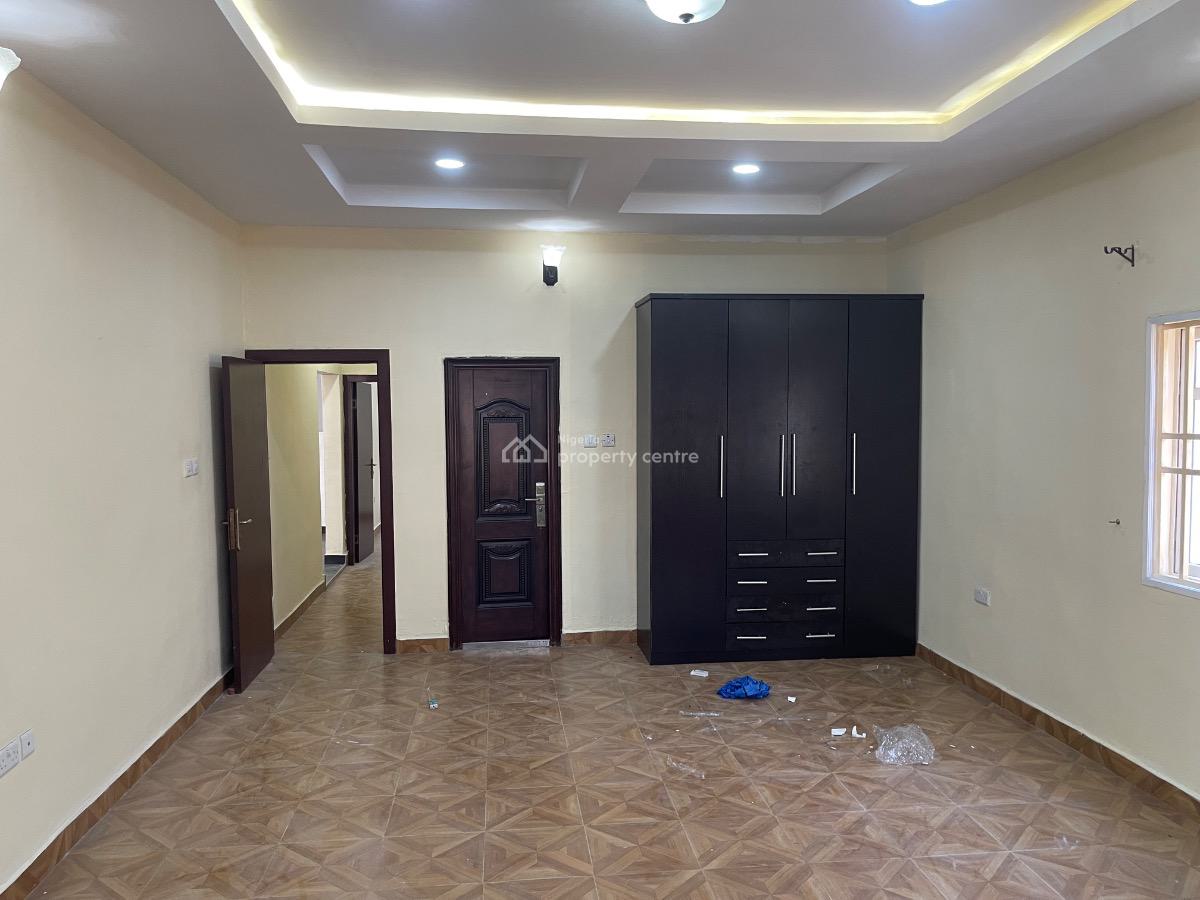 Fully Detached 4 Bedroom Bungalow with Bq and Security House, Elemoro Palace, Bogije, Ibeju Lekki, Lagos, Detached Bungalow for Rent