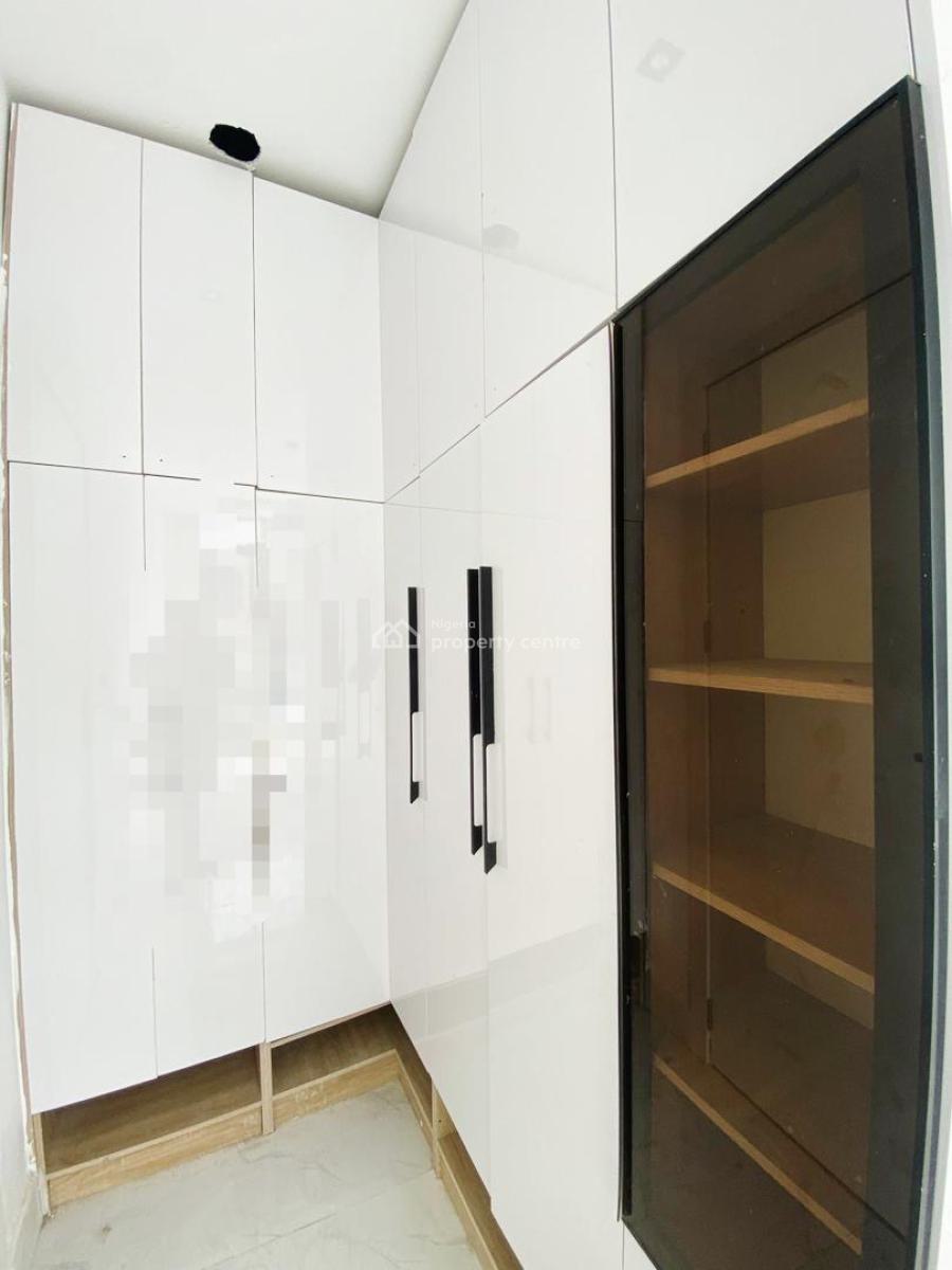 Most Affordable Well Crafted 2 Bedroom Apartment at Lekki Phase 1, Lekki Phase 1, Lekki, Lagos, Flat / Apartment for Sale