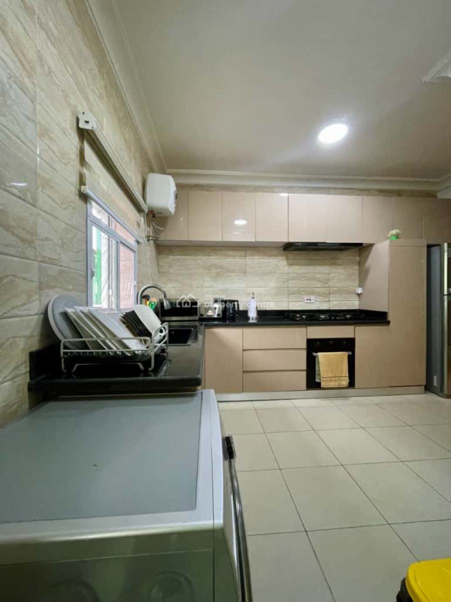 Luxury 3 Bedroom Apartment with Ps5 and Snooker Board, Banana Island Road, Ikoyi, Lagos, Flat / Apartment Short Let