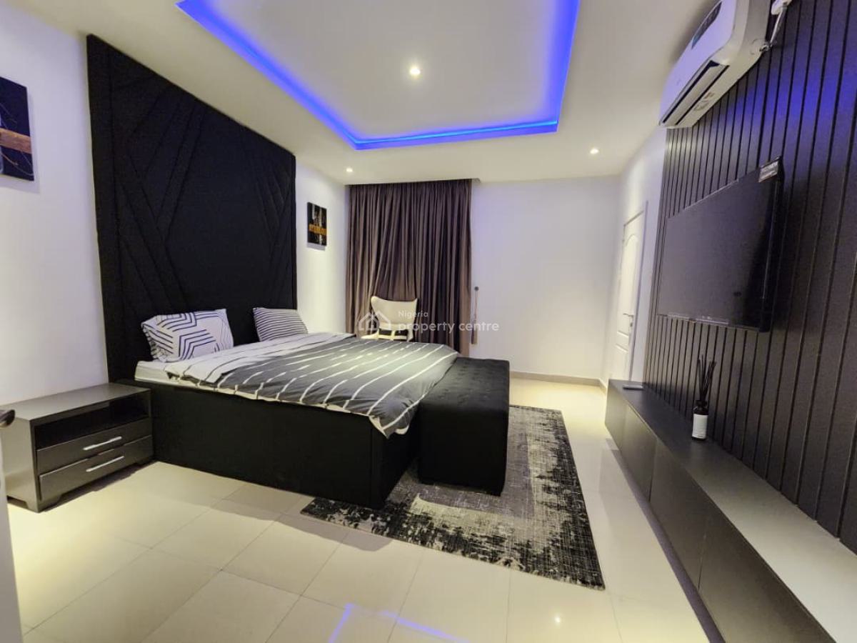 Spacious 3 Bedroom Penthouse Apartment with Snooker Board, Ikate Elegushi, Lekki, Lagos, Flat / Apartment Short Let