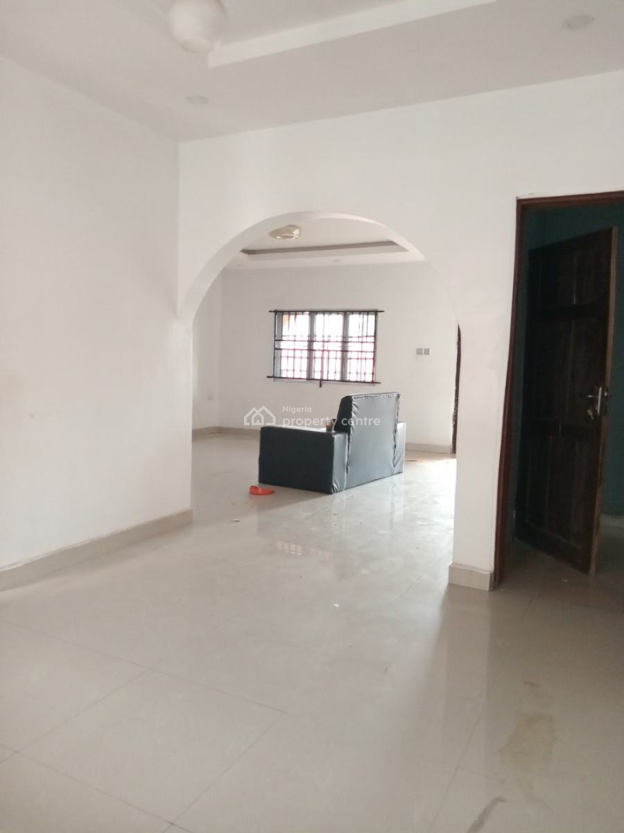 Spacious 3 Bedroom Flat Upstairs, Ogombo, Ajah, Lagos, Flat / Apartment for Rent