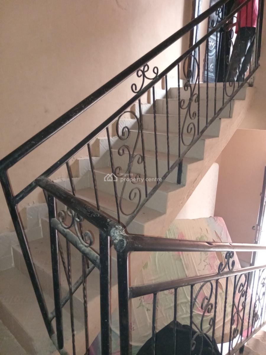 Spacious 3 Bedroom Flat Upstairs, Ogombo, Ajah, Lagos, Flat / Apartment for Rent