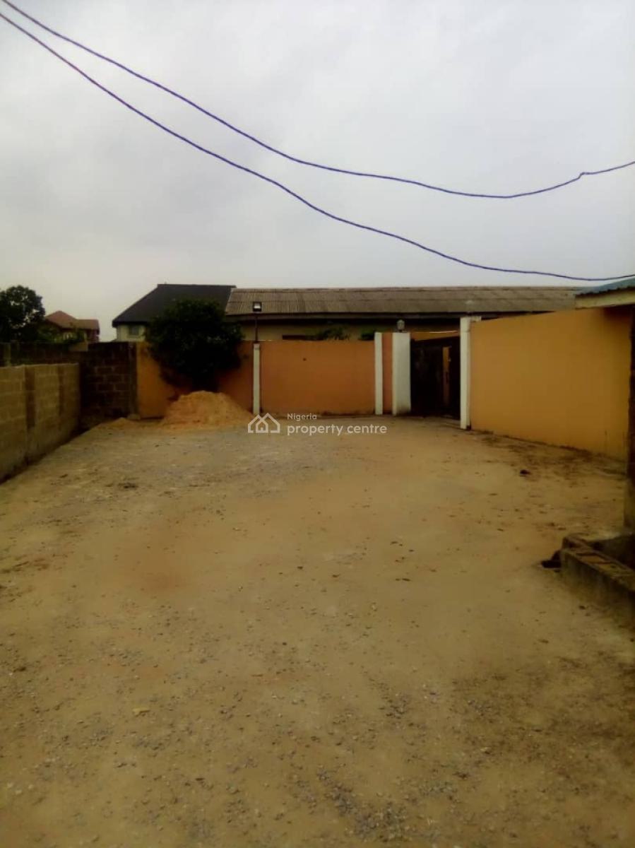 Warehouse Measuring 485sqm Plot, Close Proximity to The Express, Magboro, Ogun, Warehouse for Sale