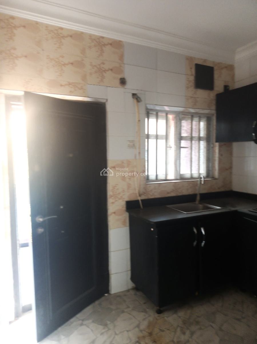 Clean and Affordable 2 Bedroom Upstairs, Idiroko Estate, Ilaje, Ajah, Lagos, Flat / Apartment for Rent