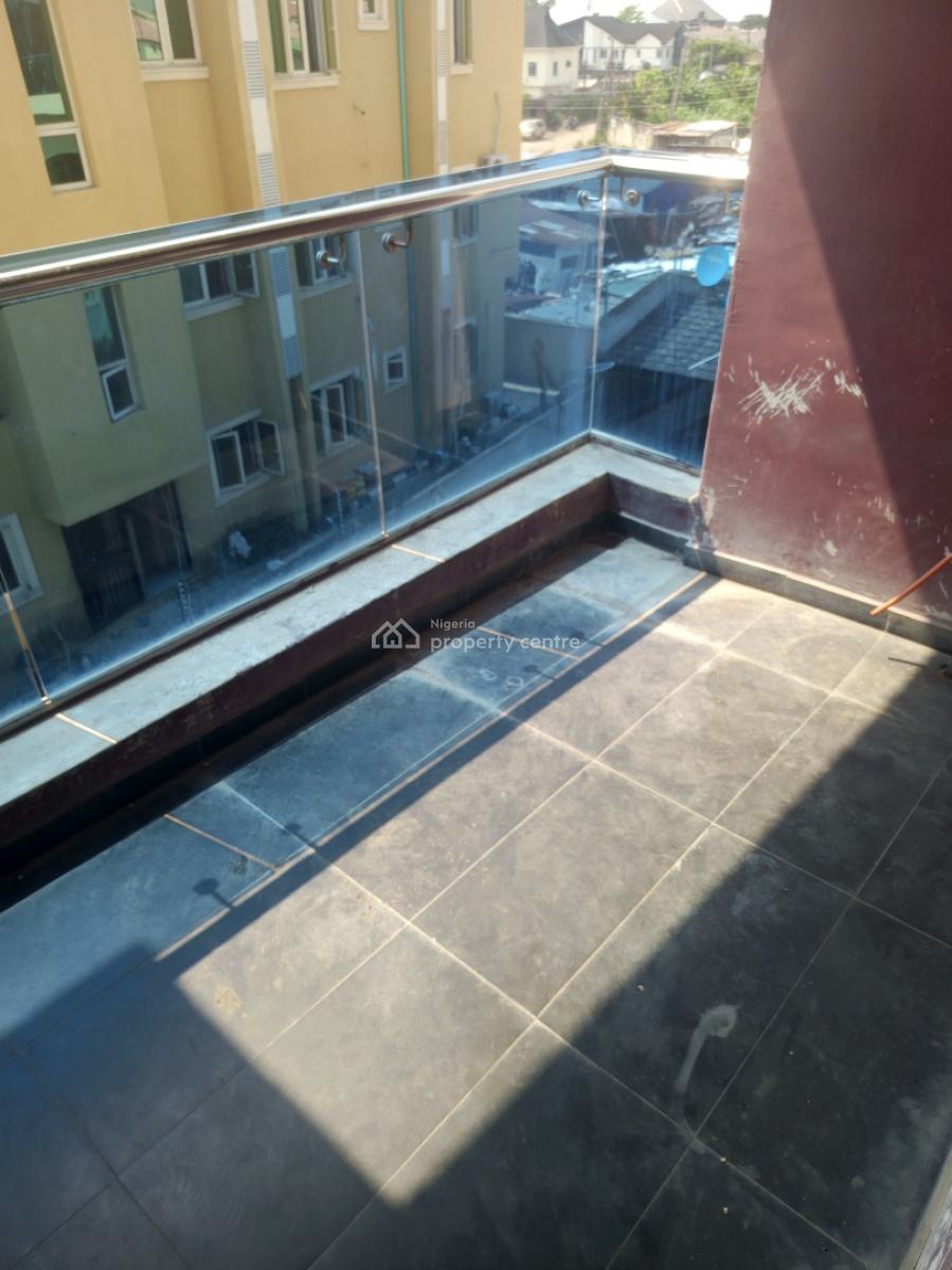 Clean and Affordable 2 Bedroom Upstairs, Idiroko Estate, Ilaje, Ajah, Lagos, Flat / Apartment for Rent