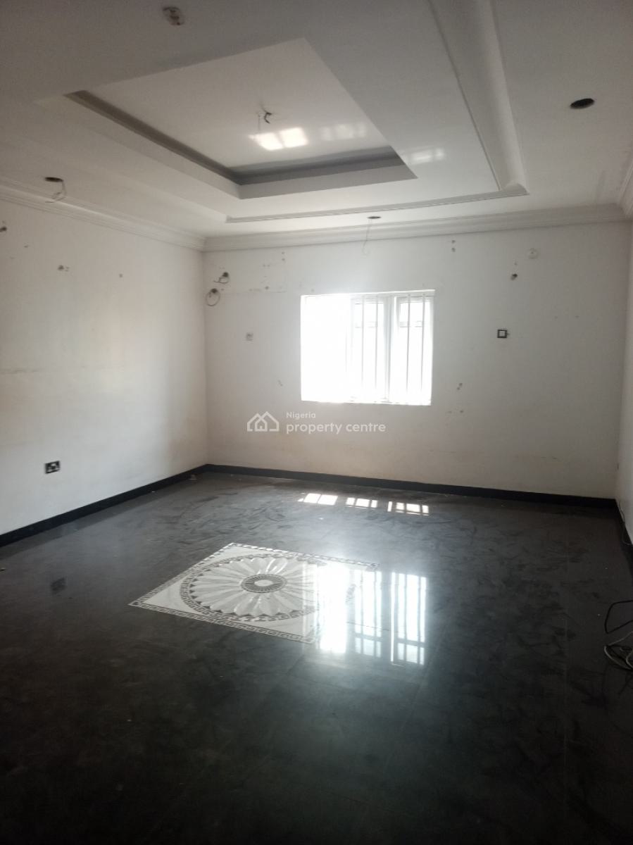 Clean and Affordable 2 Bedroom Upstairs, Idiroko Estate, Ilaje, Ajah, Lagos, Flat / Apartment for Rent