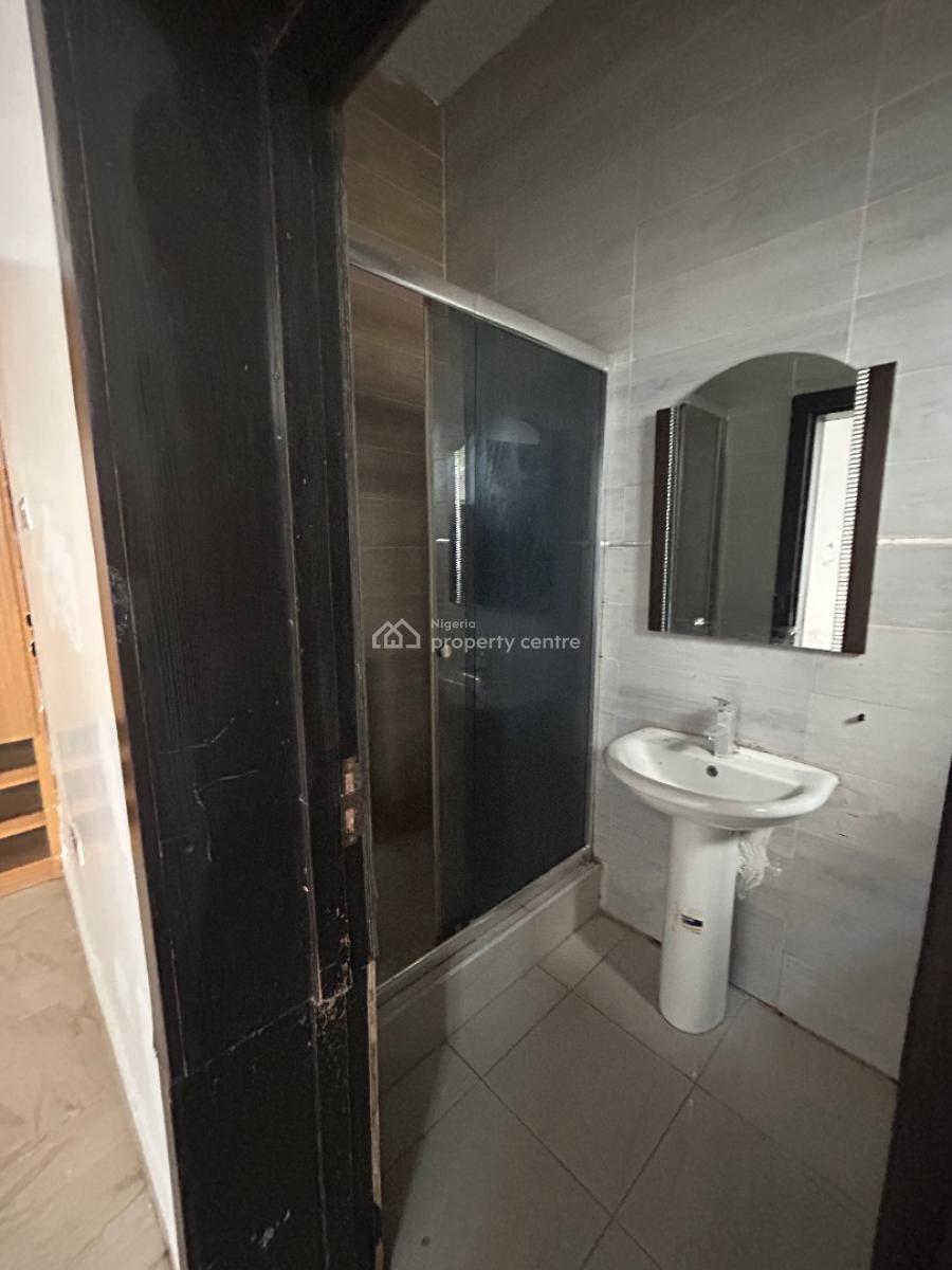 Newly Renovated 4 Bedroom Semi Detached Duplex with a Bq with Ac, Osapa, Lekki, Lagos, Semi-detached Duplex for Rent