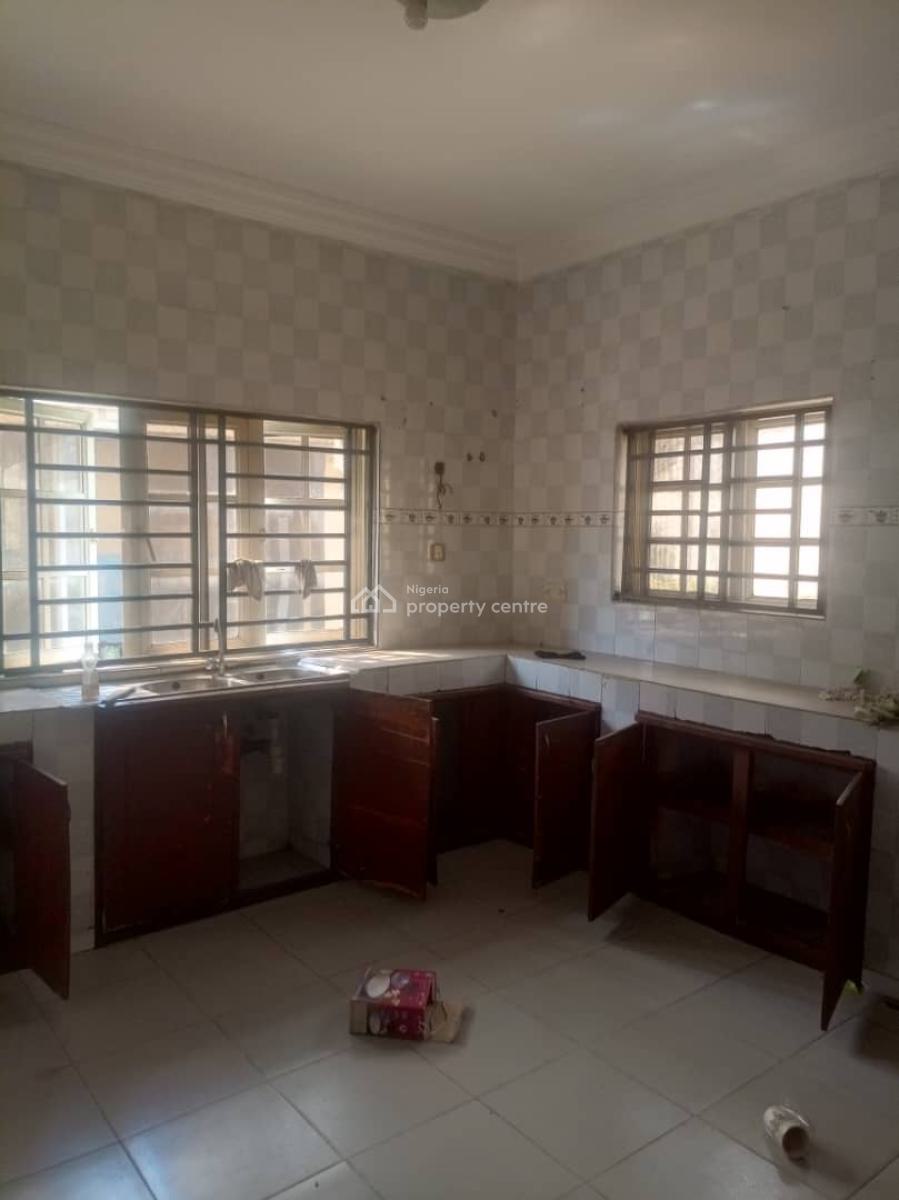 4 Bedroom Detached, Gra Phase 2, Magodo, Lagos, Detached Duplex for Rent