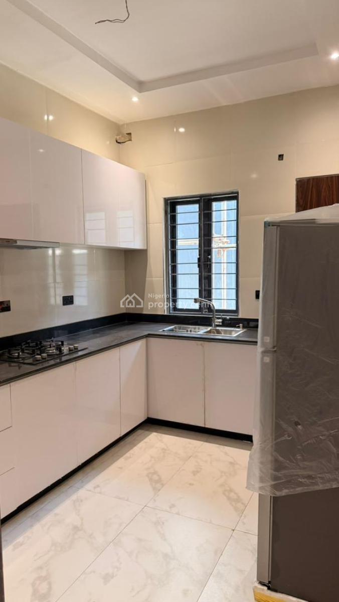 4 Bedrooms Terraced Duplex with 2 Living Rooms with Bq, Asokoro District, Abuja, Terraced Duplex for Sale