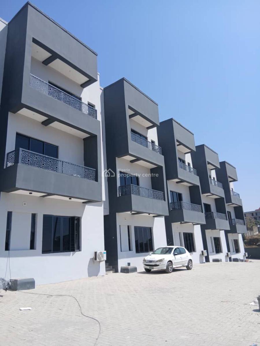 4 Bedrooms Terraced Duplex with 2 Living Rooms with Bq, Guzape District, Abuja, Terraced Duplex for Sale