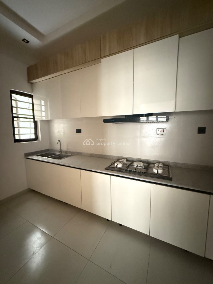 2 Bedroom Apartment, Ologolo, Lekki, Lagos, Flat / Apartment for Sale