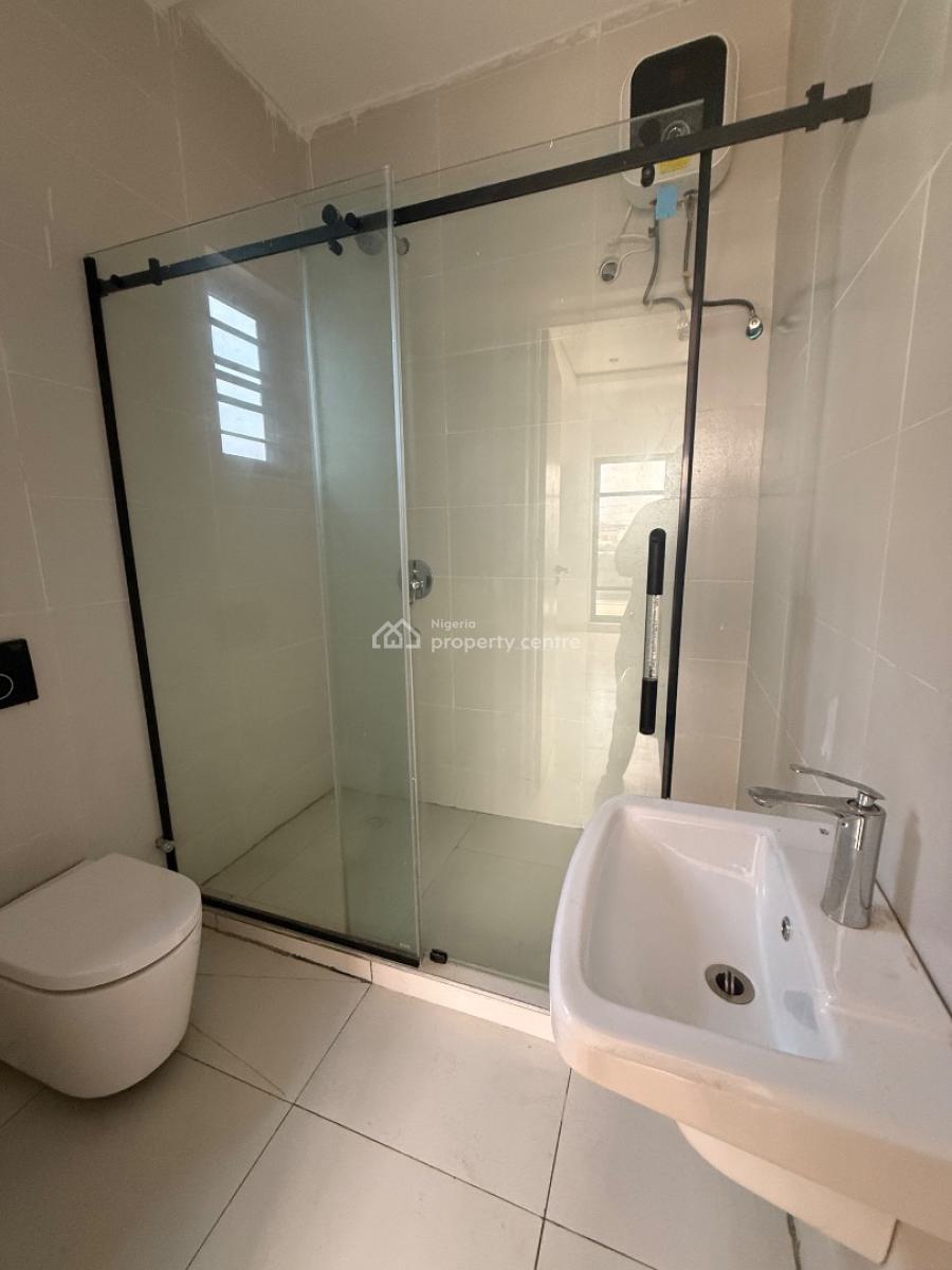 2 Bedroom Apartment, Ologolo, Lekki, Lagos, Flat / Apartment for Sale