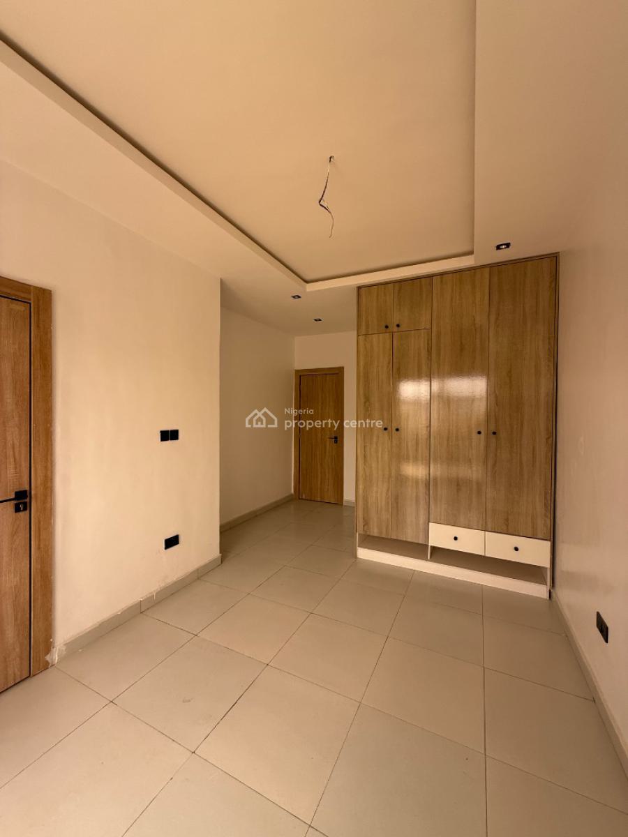 2 Bedroom Apartment, Ologolo, Lekki, Lagos, Flat / Apartment for Sale