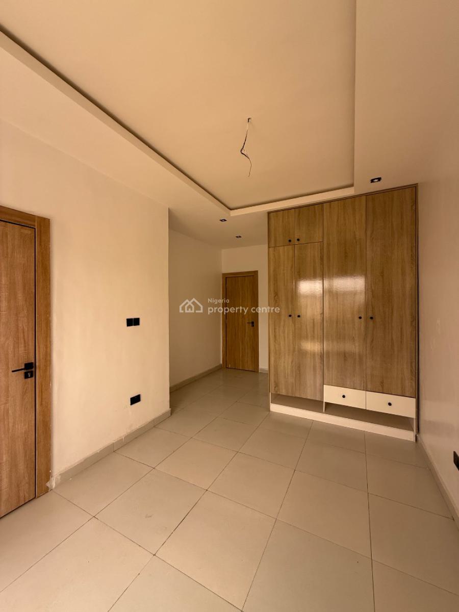 2 Bedroom Apartment, Ologolo, Lekki, Lagos, Flat / Apartment for Sale