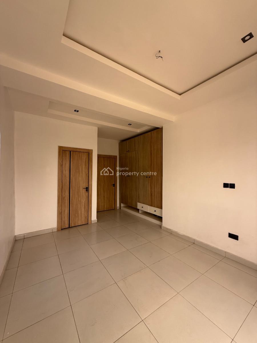 2 Bedroom Apartment, Ologolo, Lekki, Lagos, Flat / Apartment for Sale