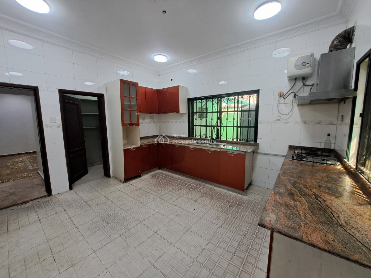 4 Bedroom Semi Detached Duplex with Spacious Bq, Lekki Phase 1, Lekki, Lagos, Semi-detached Duplex for Rent