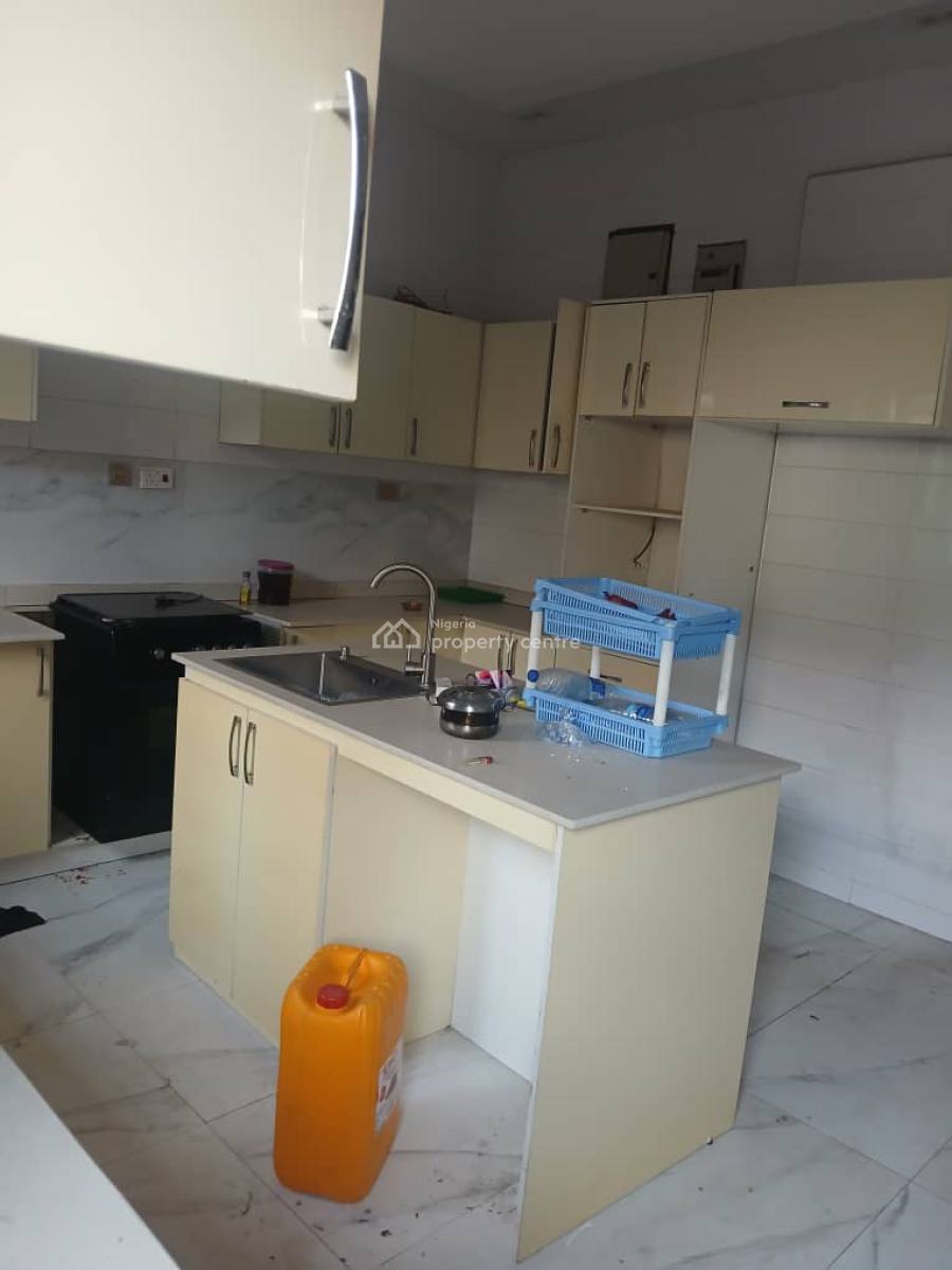 5 Bedroom Fully Detached Duplex with Bq, Magodo Phase 1, Magodo, Lagos, Detached Duplex for Rent