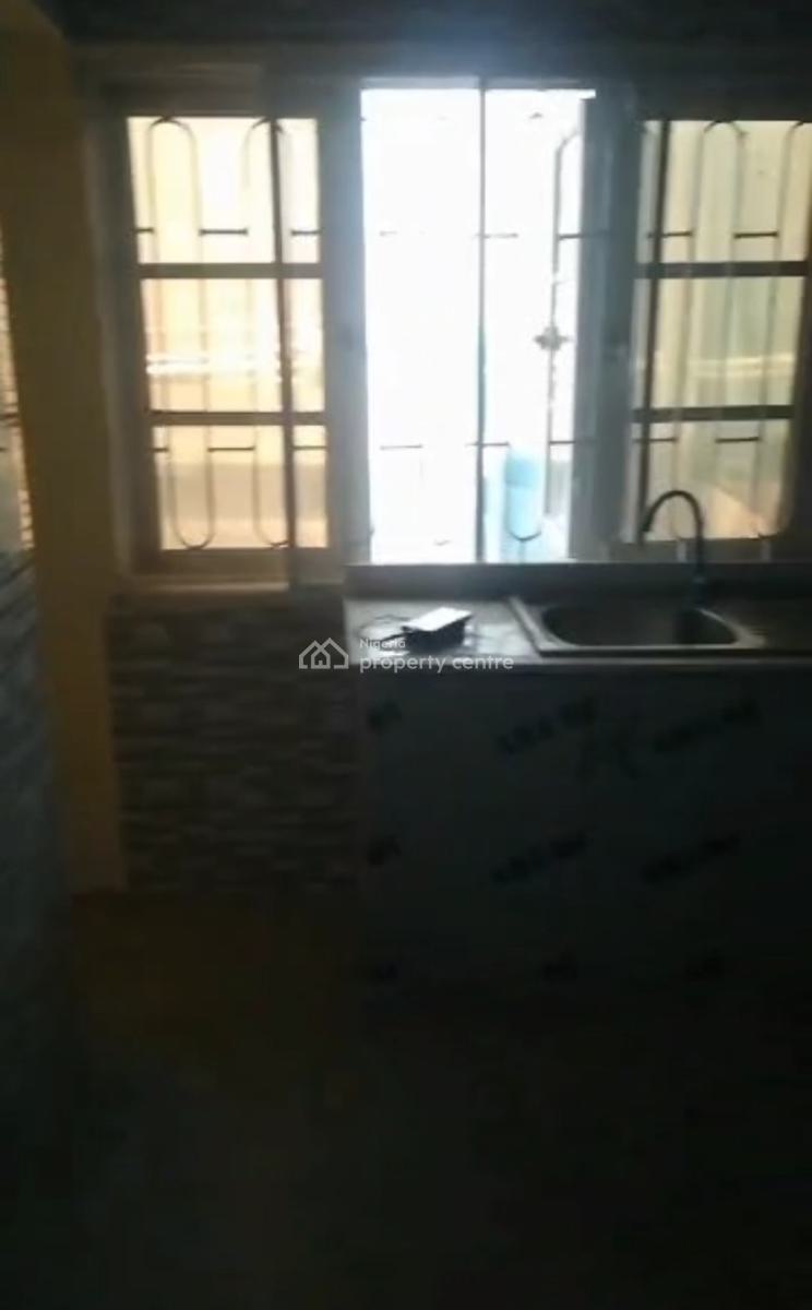 Modern 2 Bedrooms Flat Upstairs, Anthony, Maryland, Lagos, House for Rent