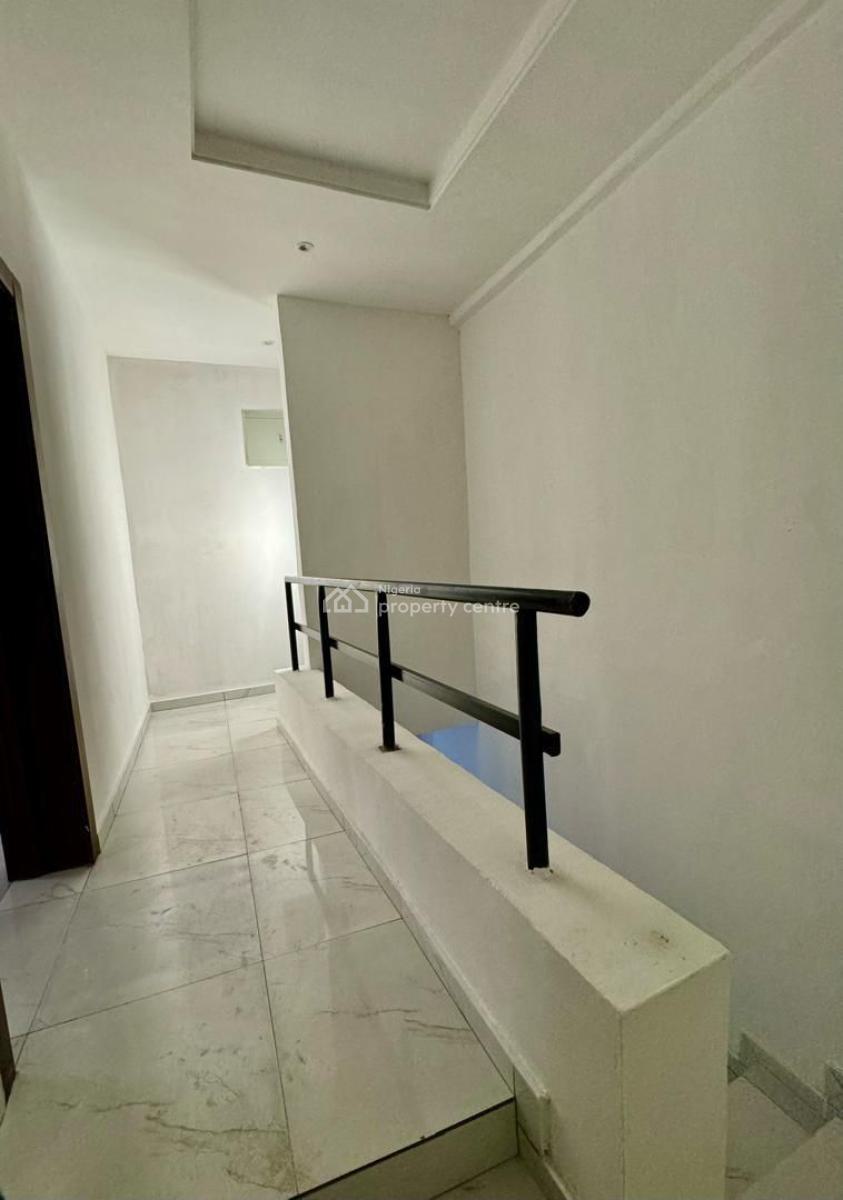 Serviced 3 Bedroom Maisonette with Bq, Lekki Phase 1, Lekki, Lagos, House for Rent