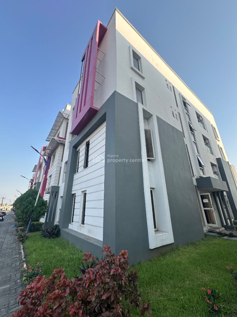 Fully Serviced Two Bedroom Apartment, Lekki Phase 1, Lekki, Lagos, Flat / Apartment for Rent