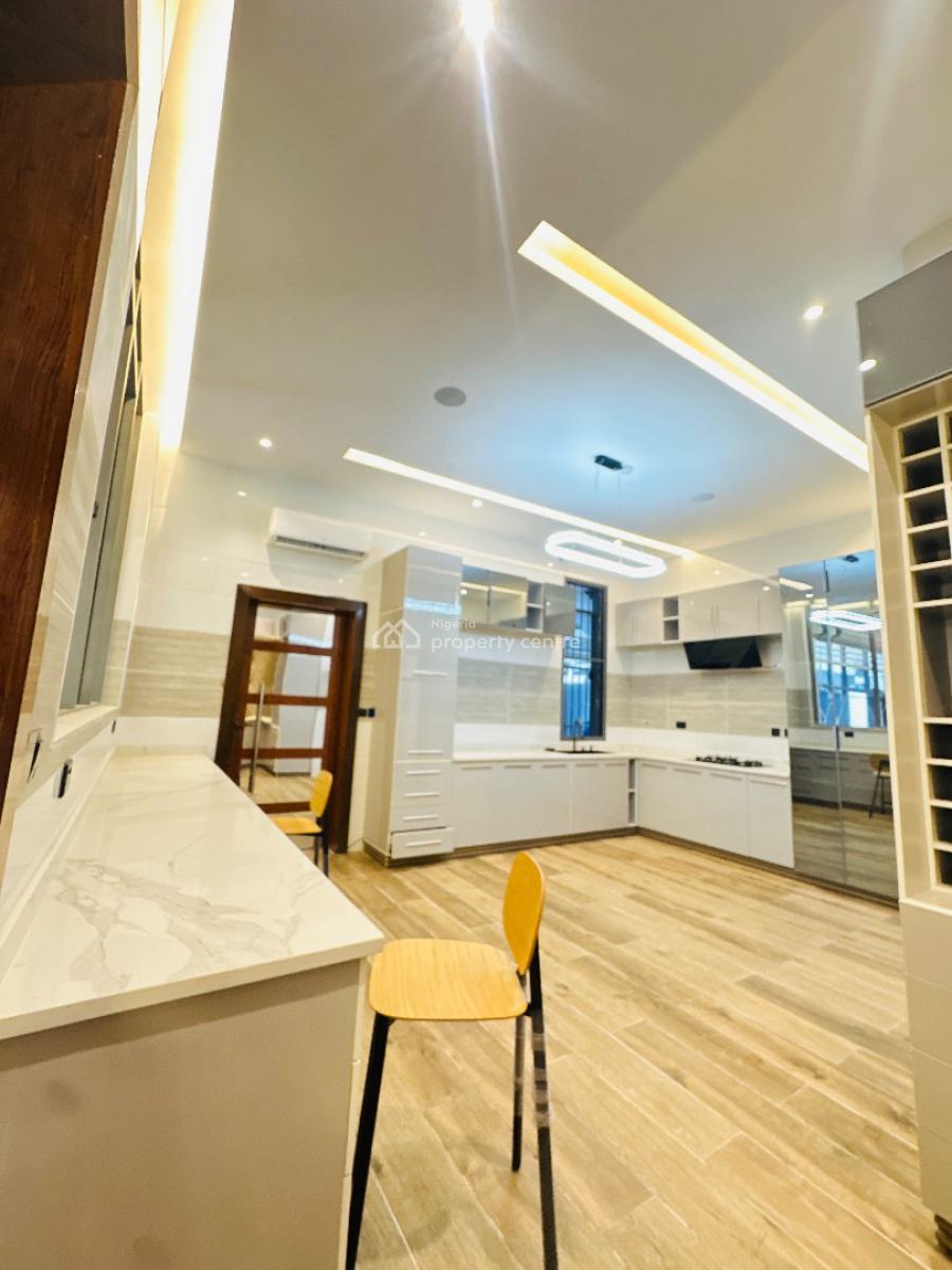 Specious 6 Bedrooms Detached Duplex with Cinema and Swimming Pool, Banana Island, Ikoyi, Lagos, Detached Duplex for Sale