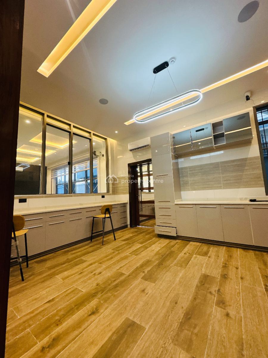 Specious 6 Bedrooms Detached Duplex with Cinema and Swimming Pool, Banana Island, Ikoyi, Lagos, Detached Duplex for Sale